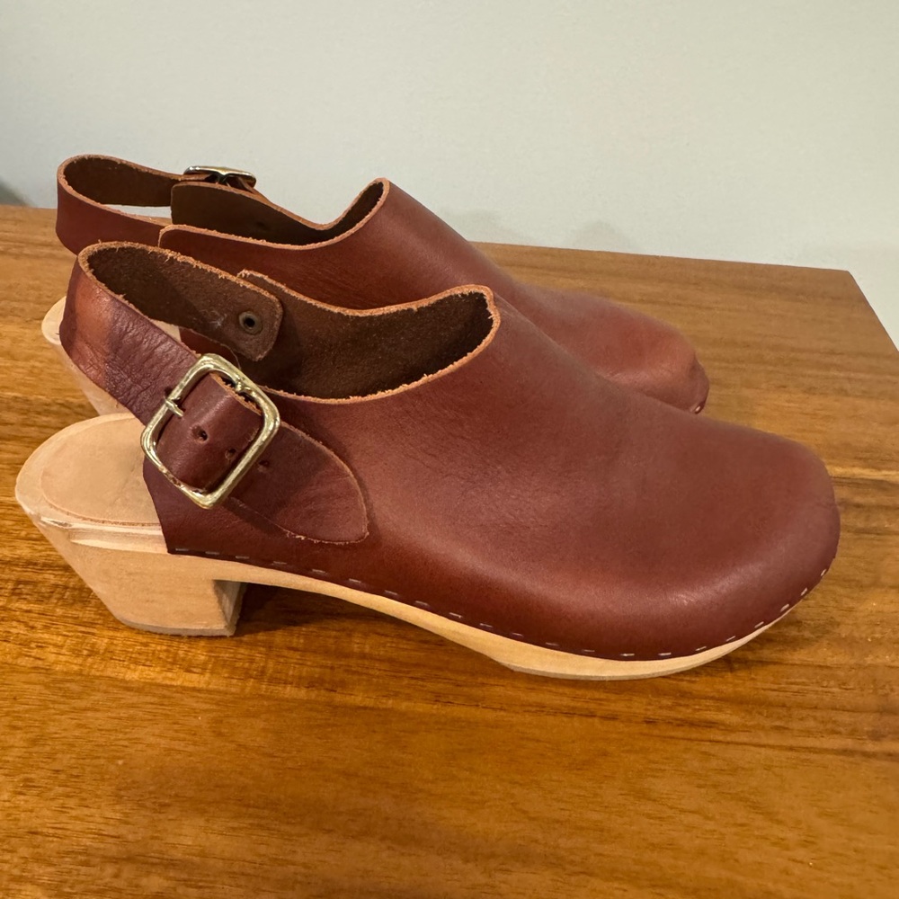 Bryr Ellie Worker Clog in Espresso